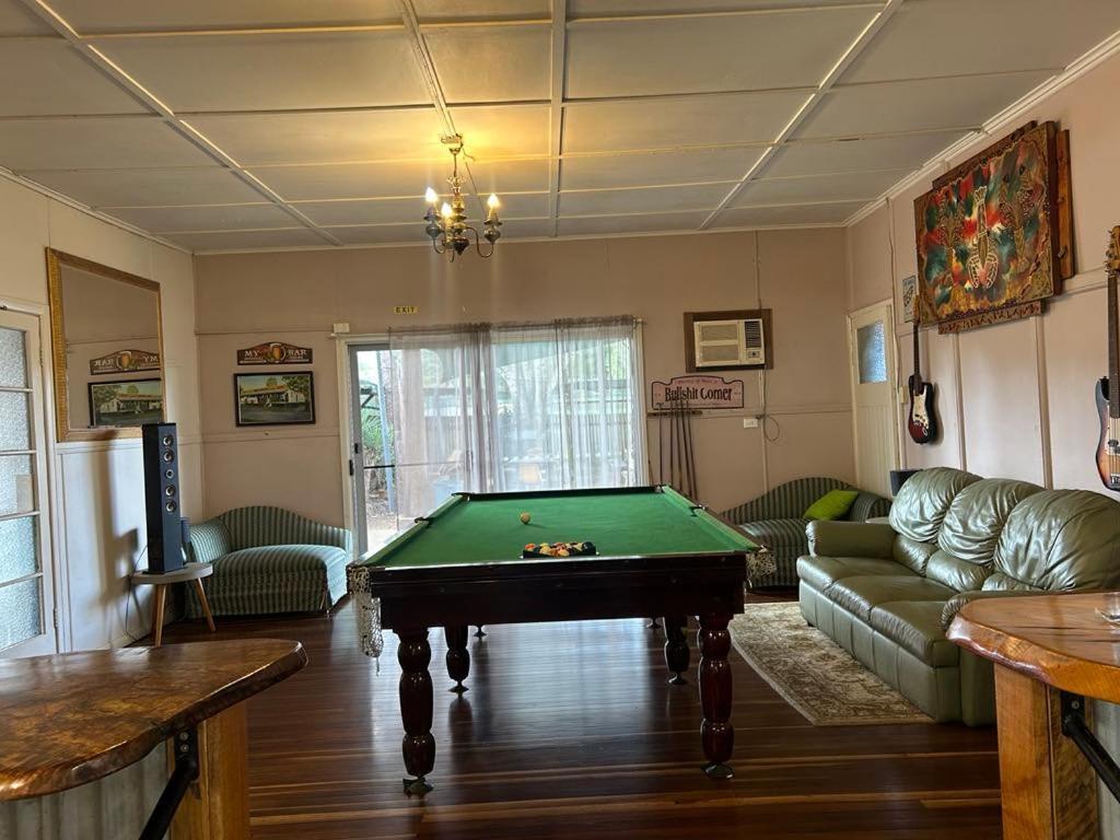 Gundy Pub & Caravan Park Gundiah Dış mekan fotoğraf