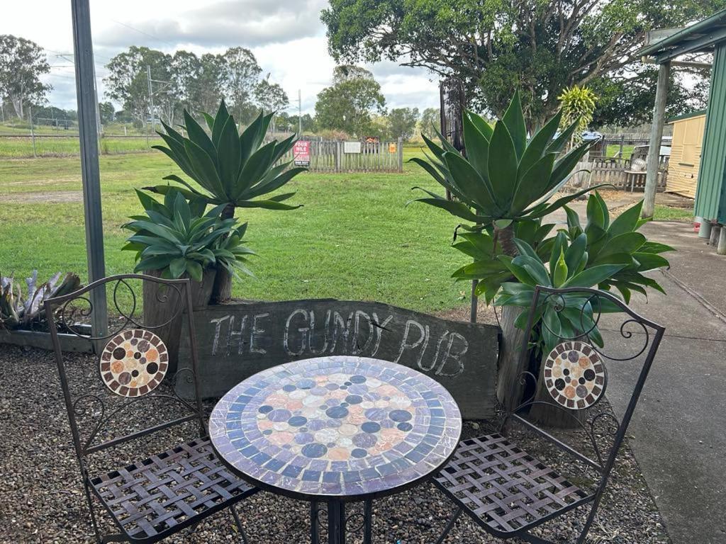 Gundy Pub & Caravan Park Gundiah Dış mekan fotoğraf